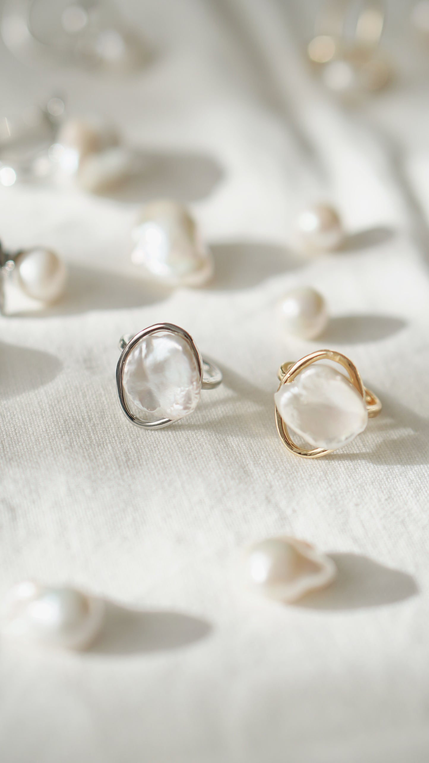 Petali di Perle, Anello