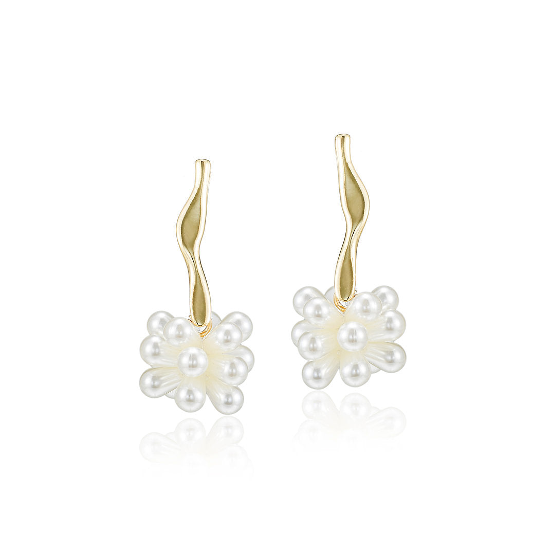 Orecchini Pendenti Placcati In Oro 18 Carati Con Perle Di Orecchini Pendenti Placcati In Oro 18 Carati Con Perle Di