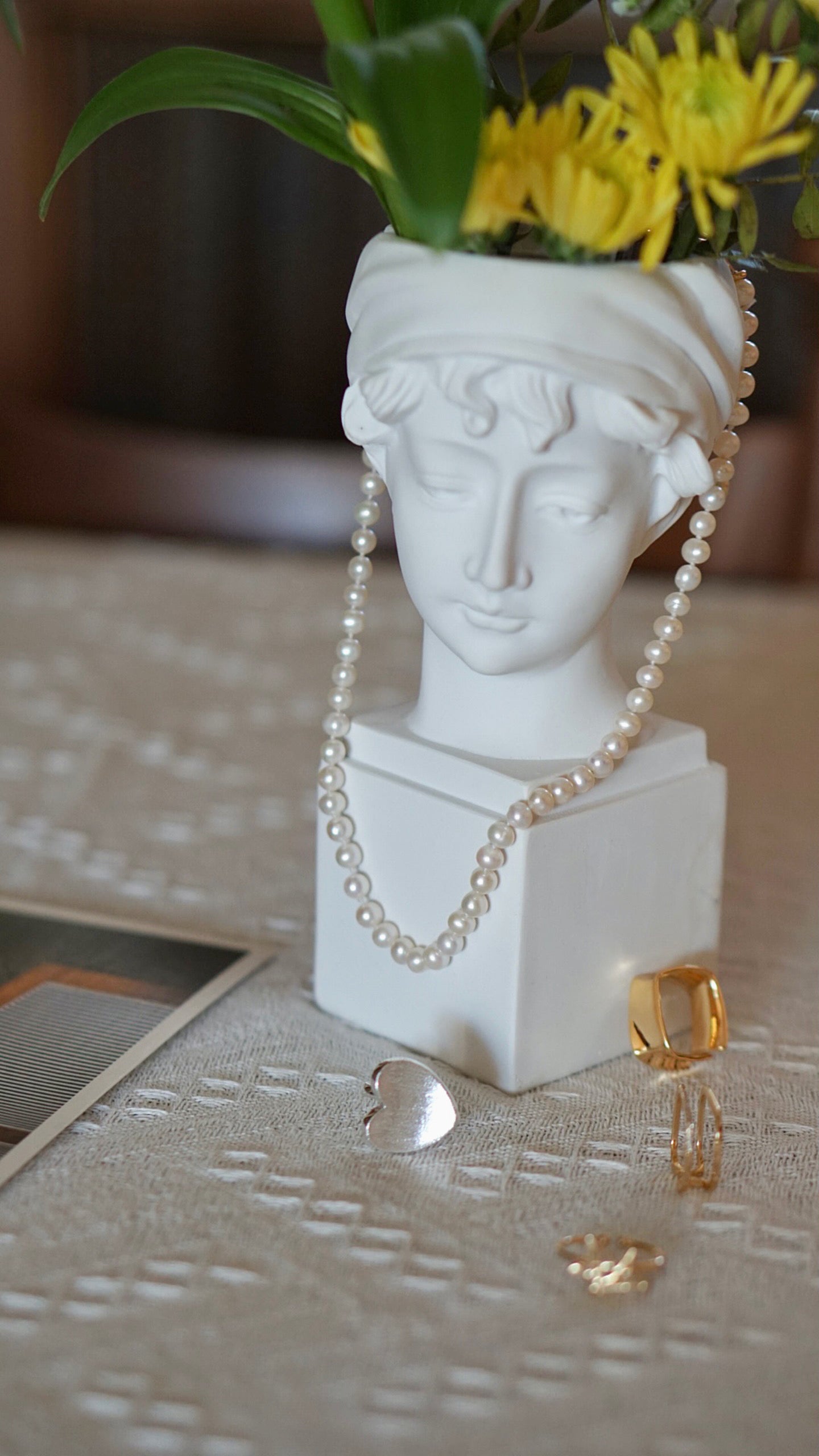 High-Grade Round Pearl Necklace