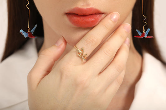 The Red Crowned Crane ring